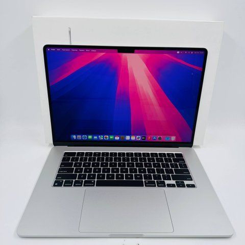 Apple MacBook Air 15 2023 M2 8GB RAM 256GB SSD Silver фото