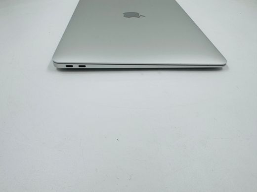 Apple MacBook Air 13 2020 M1 8GB RAM 256GB SSD Silver фото