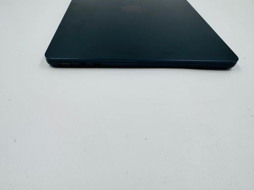 Apple MacBook Air 13,6" M4 2025 16GB RAM 512GB SSD Midnight фото