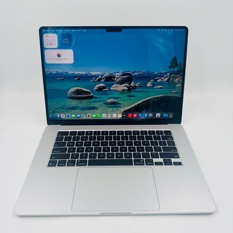 Apple MacBook Air 15 2025 M4 16GB RAM 256GB SSD Silver фото