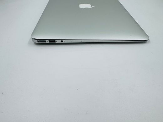 Apple MacBook Air 13 2015 i5 4GB RAM 128GB SSD Silver фото