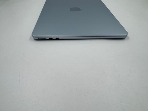 Apple MacBook Air 13,6" M4 2025 16GB RAM 256GB SSD Sky Blue фото