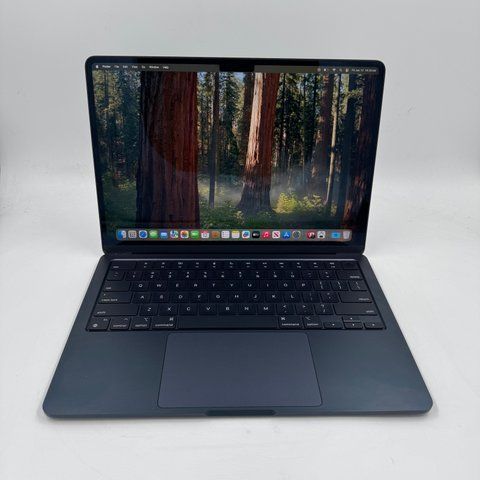 Apple MacBook Air 13.6 2022 M2 8GB RAM 512GB SSD Midnight фото