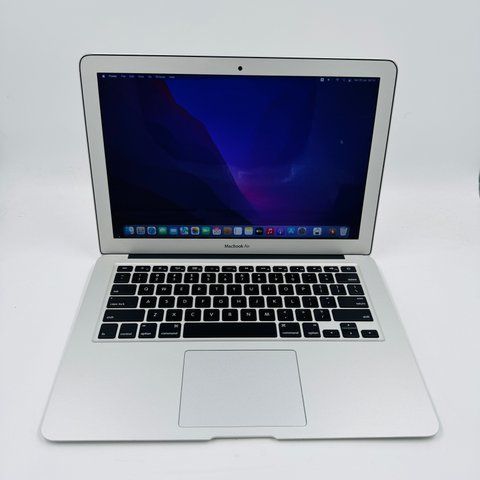 Apple MacBook Air 13 2015 i7 4GB RAM 128GB SSD Silver фото