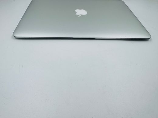 Apple MacBook Air 13 2017 i5 8GB RAM 128GB SSD Silver фото