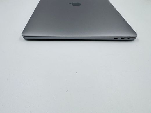 Apple MacBook Pro 16 2019 i7 16GB RAM 1TB SSD AMD 4GB Space Grey фото