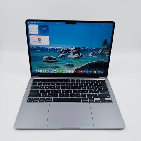 Apple MacBook Air 13.6 2022 M2 16GB RAM 512GB SSD Space Gray фото