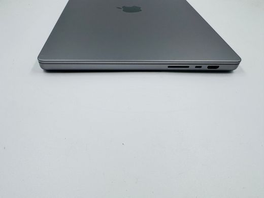 Apple MacBook Pro 16 2021 M1 Pro 32GB RAM 512GB SSD Space Grey фото