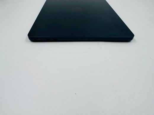 Apple MacBook Air 13.6 2022 M2 16GB RAM 256GB SSD Midnight фото