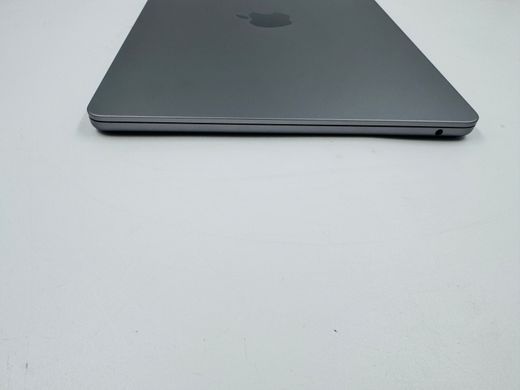 Apple MacBook Air 13.6 2022 M2 16GB RAM 512GB SSD Space Gray фото