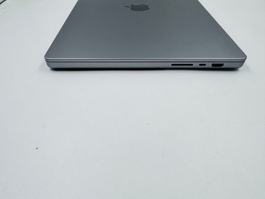 Apple MacBook Pro 16 2021 M1 Pro 32GB RAM 512GB SSD Space Grey фото