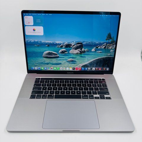 Apple MacBook Pro 16 2019 i9 32GB RAM 1TB SSD AMD 8GB Space Gray фото
