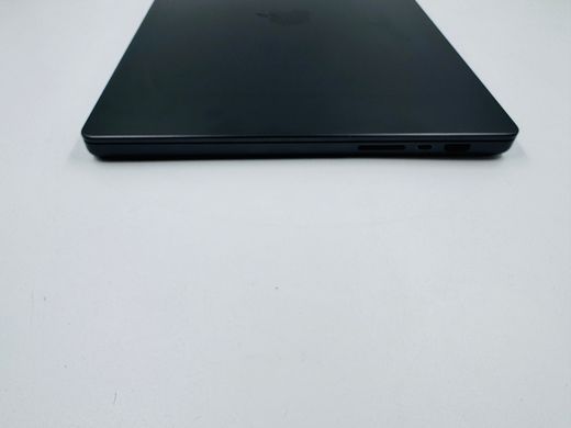 Apple MacBook Pro 16 2023 M3 Pro 36GB RAM 512GB SSD Space Black фото