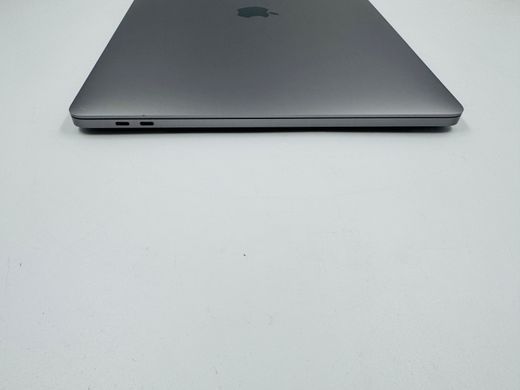 Apple MacBook Pro 16 2019 i9 32GB RAM 1TB SSD AMD 8GB Space Gray фото