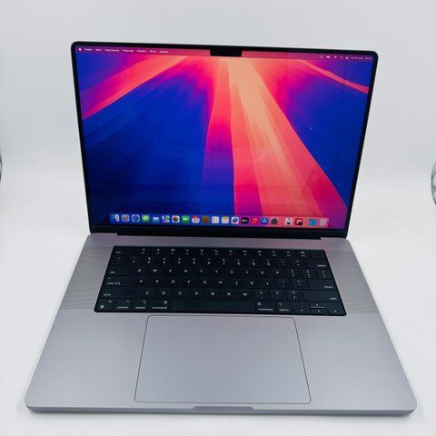 Apple MacBook Pro 16 2023 M2 Pro 16GB RAM 512GB SSD Space Grey фото
