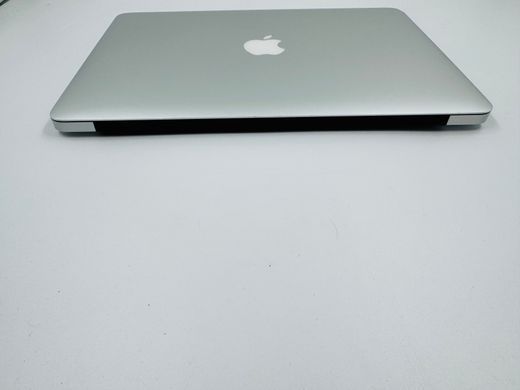 Apple MacBook Air 13 2017 i5 8GB RAM 256GB SSD Silver фото