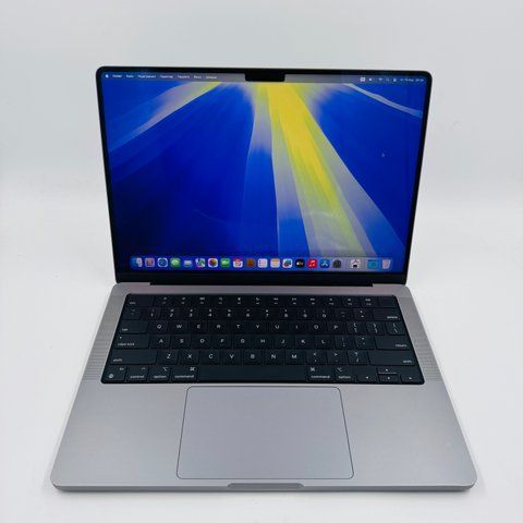 Apple MacBook Pro 14 2021 M1 Pro 32GB RAM 512GB SSD Space Gray фото