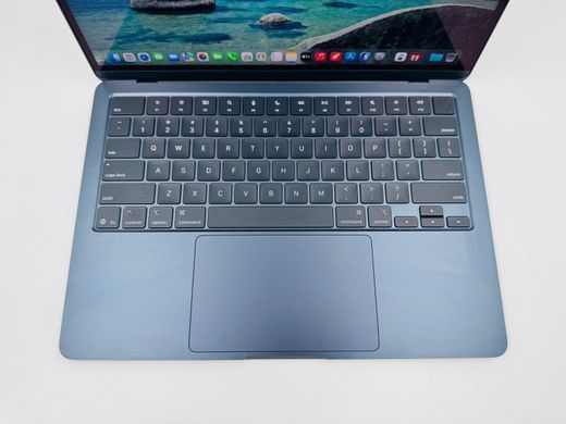 Apple MacBook Air 13,6" M4 2025 16GB RAM 512GB SSD Midnight фото