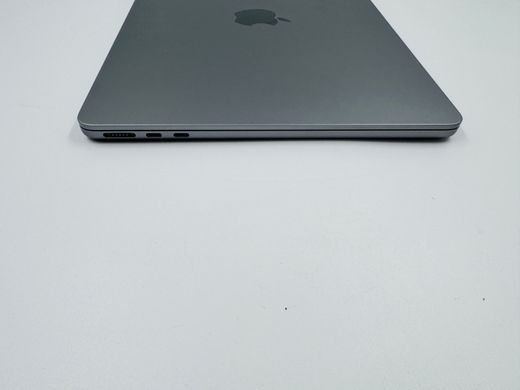 Apple MacBook Air 13.6 2022 M2 24GB RAM 256GB SSD Space Grey фото