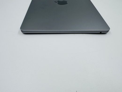 Apple MacBook Air 13.6 2022 M2 24GB RAM 256GB SSD Space Grey фото