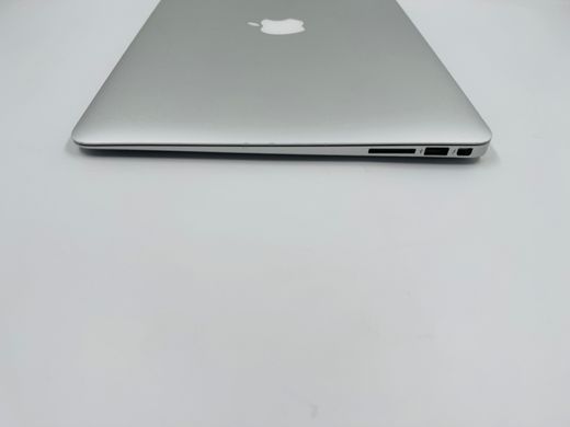 Apple MacBook Air 13 2017 i5 8GB RAM 256GB SSD Silver фото