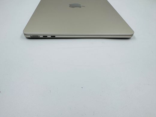 Apple MacBook Air 13.6 2022 M2 16GB RAM 256GB SSD Starlight фото