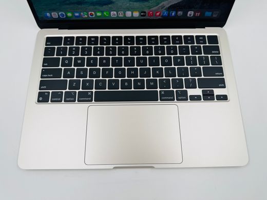 Apple MacBook Air 13.6 2022 M2 8GB RAM 256GB SSD Starlight фото