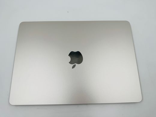 Apple MacBook Air 13.6 2022 M2 8GB RAM 256GB SSD Starlight фото