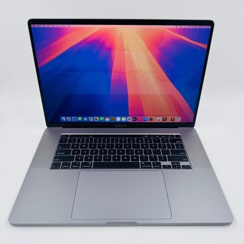 Apple MacBook Pro 16 2019 i7 16GB RAM 512GB SSD AMD 4GB Space Gray  фото