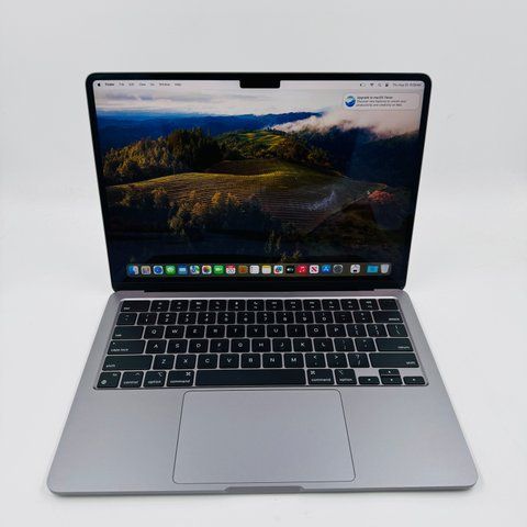 Apple MacBook Air 13.6 2022 M2 8GB RAM 256GB SSD Space Gray фото