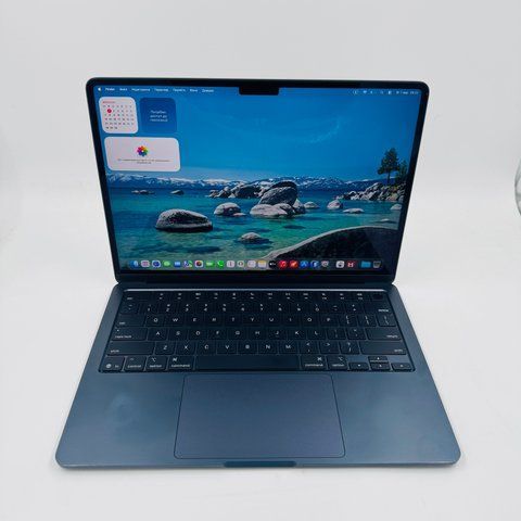Apple MacBook Air 13.6" 2025 M4 32GB RAM 1TB SSD Midnight фото