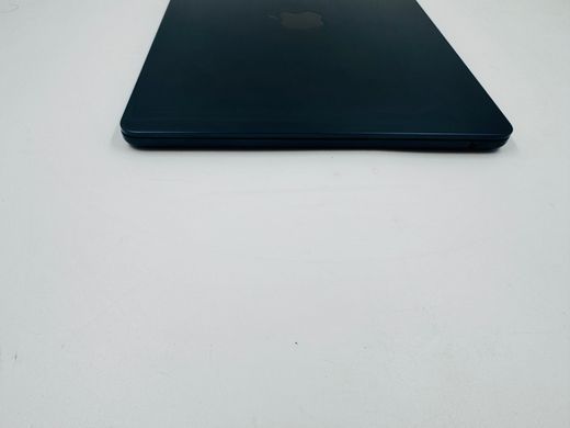 Apple MacBook Air 13.6 2022 M2 8GB RAM 256GB SSD Midnight фото