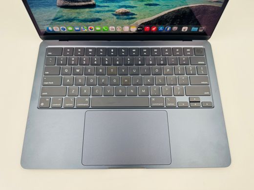 Apple MacBook Air 13.6 2022 M2 8GB RAM 256GB SSD Midnight фото