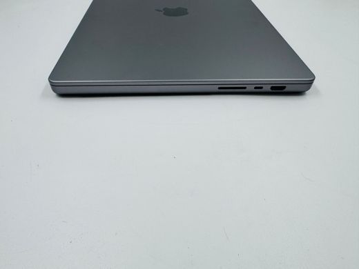 Apple MacBook Pro 16 2021 M1 Pro 16GB RAM 512GB SSD Space Gray фото