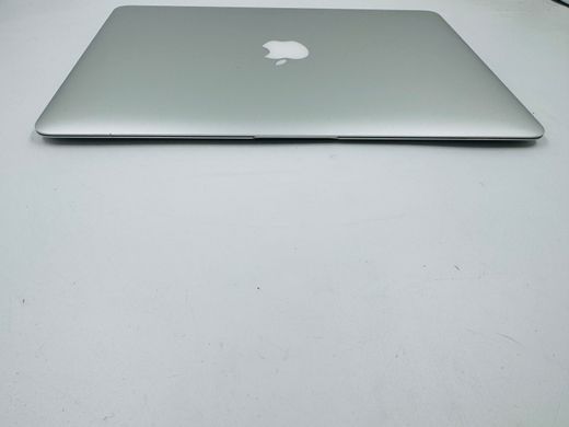 Apple MacBook Air 13 2017 i5 8GB RAM 128GB SSD Silver фото