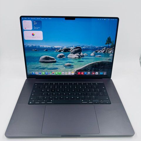 Apple Macbook Pro 16 2023 M3 Pro Core 18GB RAM 512GB SSD Space Black фото