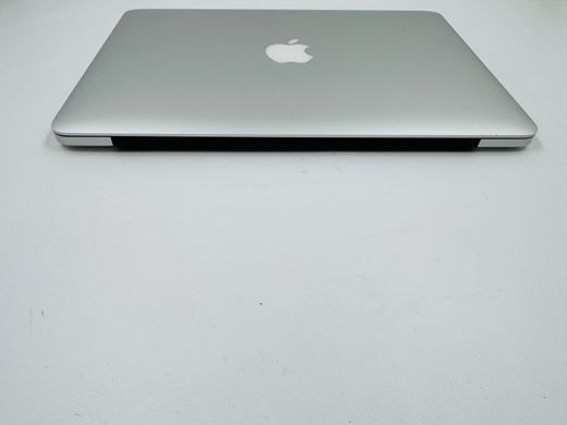 Apple MacBook Pro 13 2015 i5 8GB RAM 256GB SSD фото
