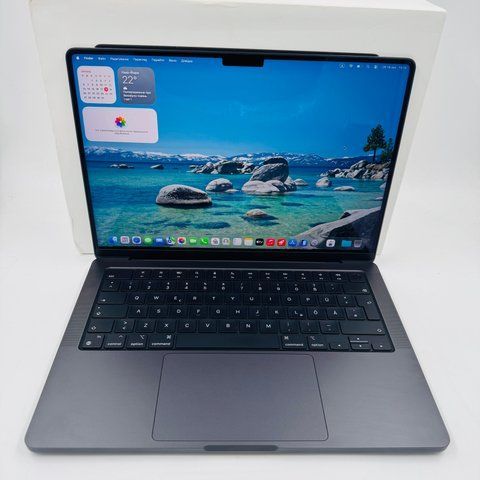 Apple MacBook Pro 14 2023 M3 Pro 18GB RAM 512GB SSD Space Black фото