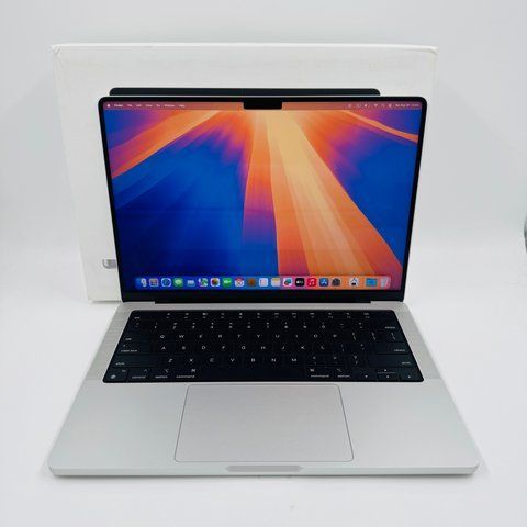 Ноутбук Apple MacBook Pro 14 2023 M3 Pro 36GB RAM 512GB SSD вітринний фото