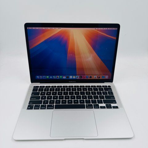 Apple MacBook Air 13 2020 M1 8GB RAM 256GB SSD Silver фото