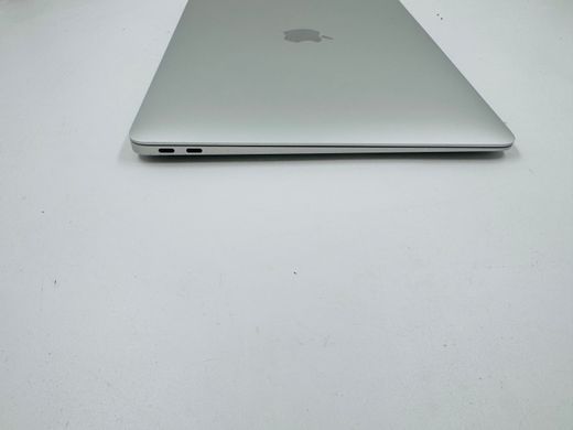 Apple MacBook Air 13 2020 M1 8GB RAM 256GB SSD Silver фото