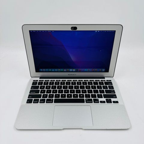 Apple MacBook Air 11 2015 i5 4GB RAM 128GB SSD Silver фото