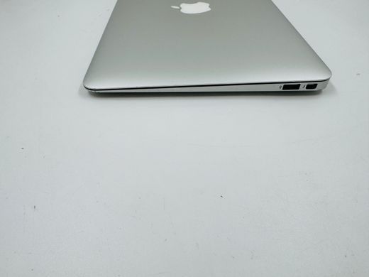 Apple MacBook Air 11 2015 i5 4GB RAM 128GB SSD Silver фото