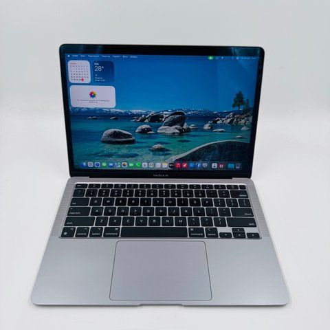 Apple MacBook Air 13 2020 M1 8GB RAM 256GB SSD Space Grey фото