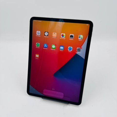 Apple iPad Pro 11 2018 64GB WiFi + LTE Space Grey фото