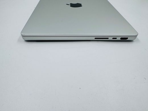 Apple MacBook Pro 14 2023 M3 Pro 18GB RAM 1TB SSD Silver фото