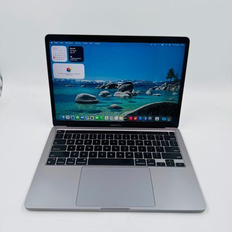 Apple MacBook Pro 13 2020 M1 16GB RAM 256GB SSD Space Gray фото