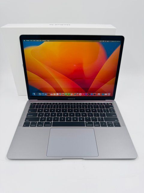 Apple MacBook Air 13 2018 i5 8GB RAM 128GB SSD Space Grey фото