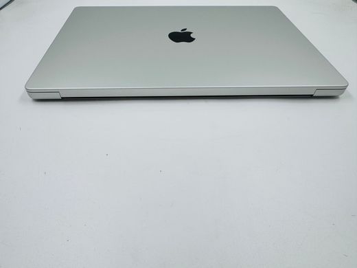 Apple MacBook Pro 16 2024 M4 Pro 14/20 Core 48GB RAM 512GB SSD Silver фото