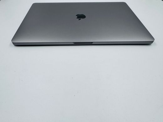Apple MacBook Pro 16 2019 i7 64GB RAM 512GB SSD AMD Space Gray фото